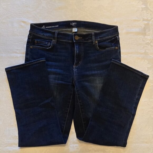 Ann Taylor Loft Modern Kick Crop Size 4 - Picture 2 of 8